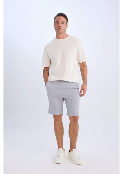 Yeni Sezon Regular Fit Beli Bağcıklı Dokulu Bermuda Şort