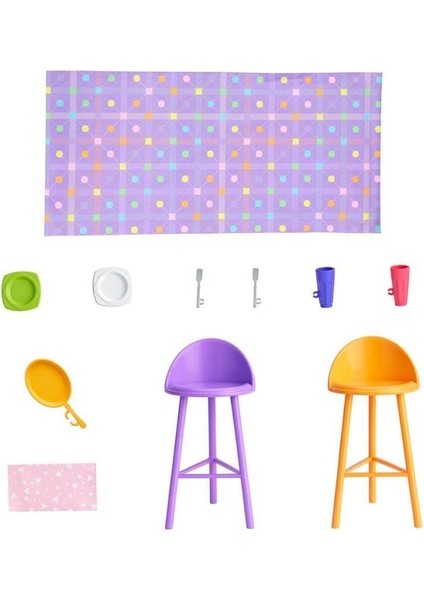 Nessiworld HRJ77 Barbienin Yeni Portatif Evi 2024 (Sarı Saçlı Bebek Dahil) indirimleri