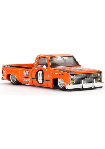 1/64 Chevrolet Silverado Dually Kaido Works v2 KHMG090