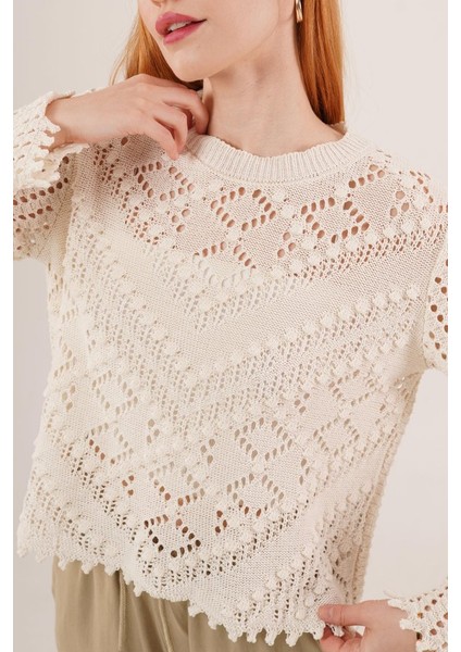 Ajurlu Delikli Model Mevsimlik Krem Kazak modelleri