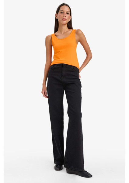 Slim Fit Dar Kesim Basic Düz Yuvarlak Yaka Atlet I1059AZ25SM fiyatları