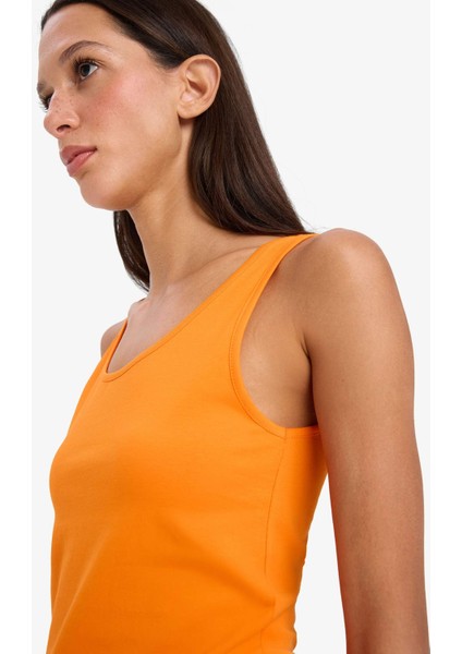 Slim Fit Dar Kesim Basic Düz Yuvarlak Yaka Atlet I1059AZ25SM fırsatları