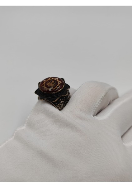 Kartal Kırmızı Taşlı Yuvarlak Kesim Erkek Yüzüğü 24 mm 925 Ayar Gümüş Yüzük fiyatları
