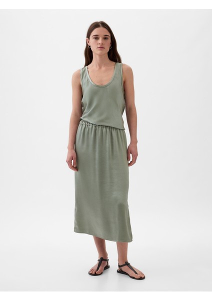 Kadın Yeşil Kolsuz Saten Bluz