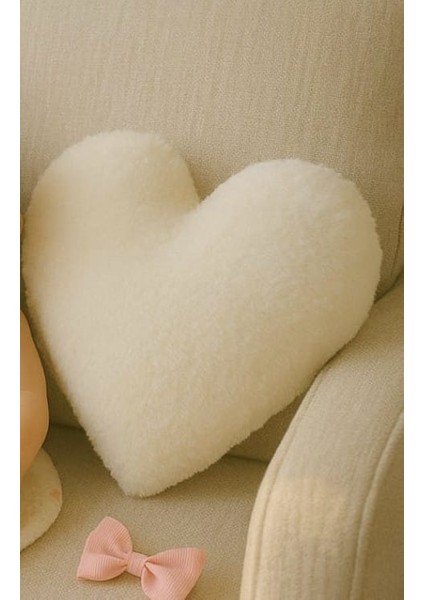 Peluş Kalp Yastık