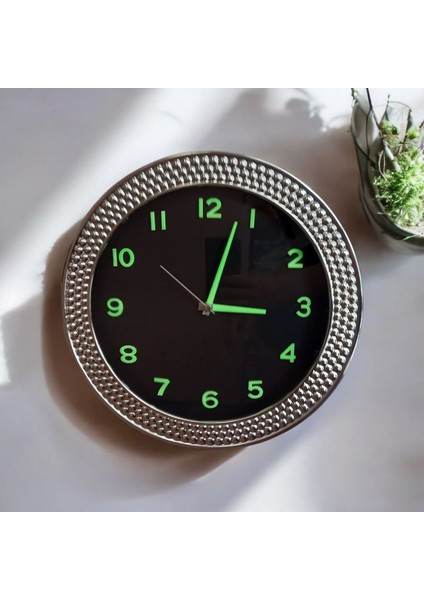 Fosforlu 3D Kabartma Rakam Gümüş Krom Renkli Duvar Saati Çap 33 cm