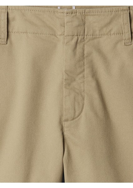 Kadın Kahverengi Mid Rise Downtown Khaki Şort fırsatları