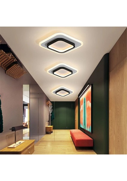 UltraNova Modern 3'lü renkli LED tavan lambası, 24x24cm, akrilik ve metal malzeme