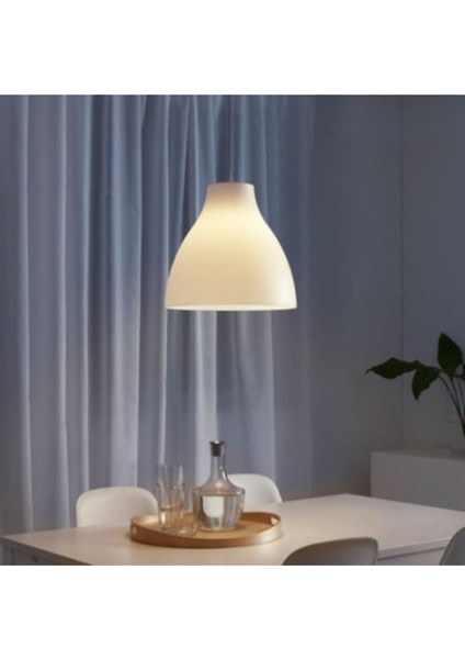 UltraNova Beyaz Sarkıt Lamba, 28cm, modern tasarım, 20x60cm, tek ampul, şık aydınlatma seçeneği