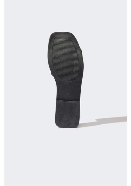 Yeni Sezon Kadın Düz Taban Tek Bantlı Terlik