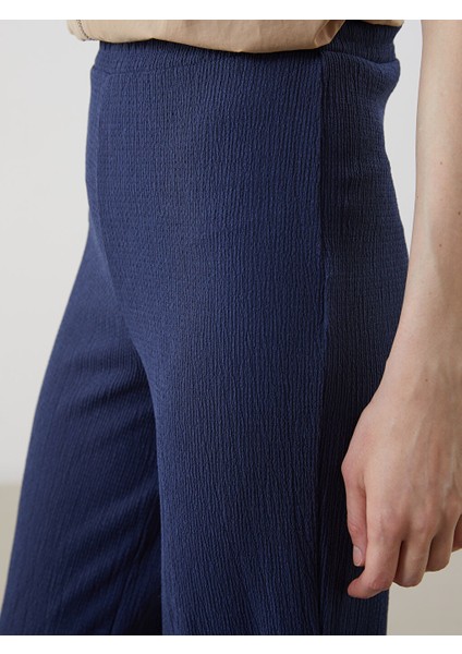 Yeni Sezon Beli Lastikli Dokulu Kadin Pantolon - S5GN56Z8 modelleri