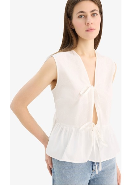 Yeni Sezon fitted V Yaka Önden Bağlamalı Poplin Kolsuz Bluz fırsatları