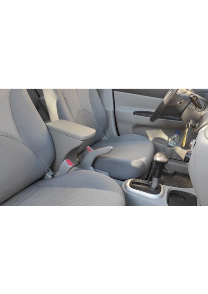 Hyundai Accent Era Vidasız Konsola Geçmeli Kolçak (Gri) modelleri