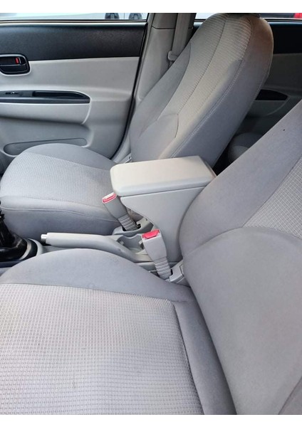Hyundai Accent Era Vidasız Konsola Geçmeli Kolçak (Gri) fırsatları