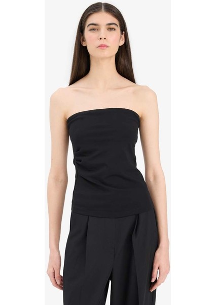 Yeni Sezon Slim Fit Dar Kesim Straplez Siyah Bluz fırsatları