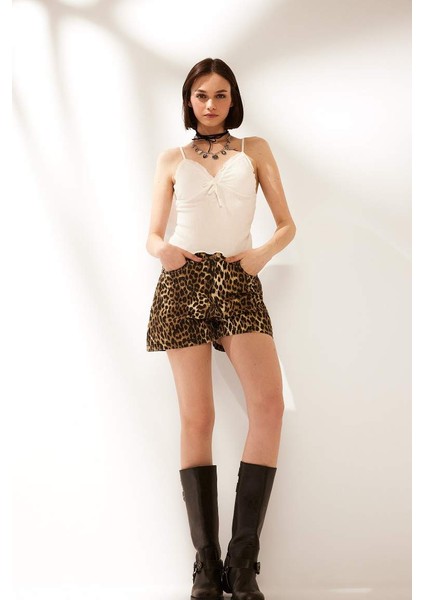 Yeni Sezon Loose Fit V Yaka Askılı Bluz fiyatları