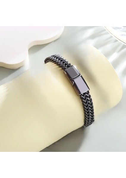 Çelik Bileklik Çift Taraflı Kullanılabilen Titanyum Model 0.8 mm Genişlik 21 cm Uzunluk Grimsi Siyah modelleri