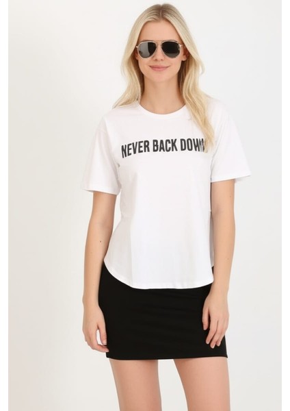 High-Low Yuvarlak Etek Uçlu Kısa Kollu Bisiklet Yaka Baskılı T-Shirt fiyatları