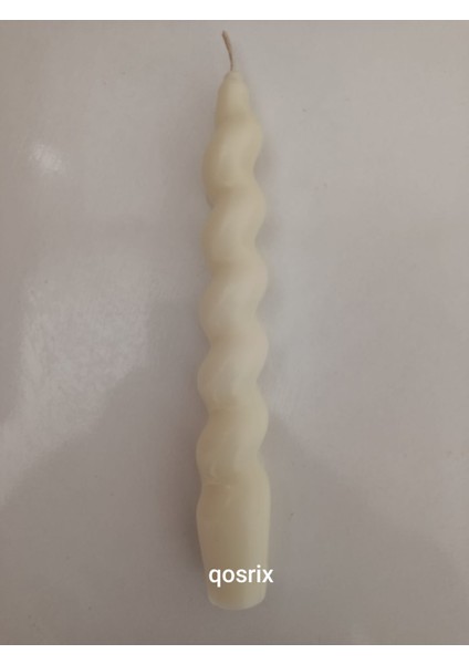 Açık Krem Italyan Burgulu Şamdan Soya Mumu Doğal Kokulu Çubuk Konik Burgu Spiral Mum Dekoratif 1 Adet modelleri