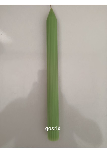 Açık Yeşil Şamdan Soya Mumu Doğal Vanilya Kokulu Uzun Çubuk Konik Mum Dekoratif 1 Adet