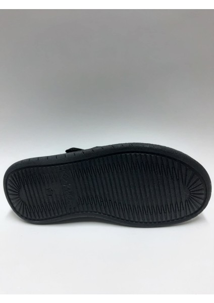 Hakiki Deri Siyah Renk Cırtlı Günlük Rahat Tabanlı Erkek Sandalet C-872567
