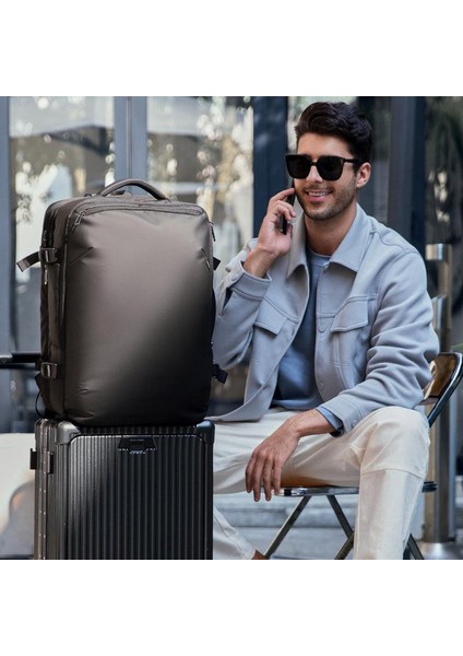 Explorer 34L Su Geçirmez 17.3" Laptop Uyumlu USB Şarj Portlu Ergonomik Seyahat ve Günlük Sırt Çantası fırsatları