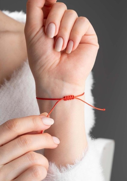 Kırmızı Ipli Şans Bilekliği modelleri