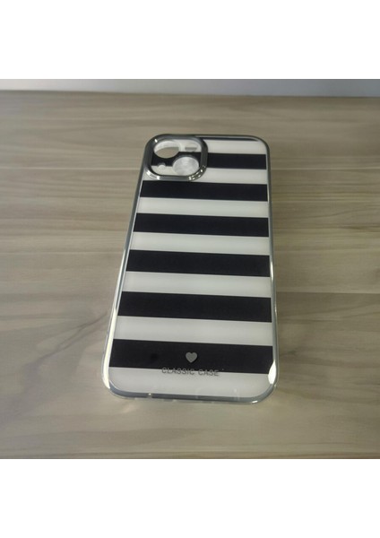 IPHONE 13 Siyah Beyaz Baskılı Sade ve Şık Görünümlü Telefon Kılıfı