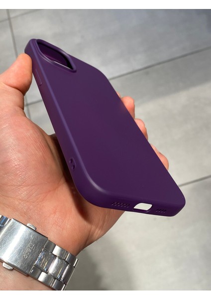 İphone 14 Plus ve 15 Plus Uyumlu İçi Kadife Koruyucu Lansman Silikon Kılıf modelleri