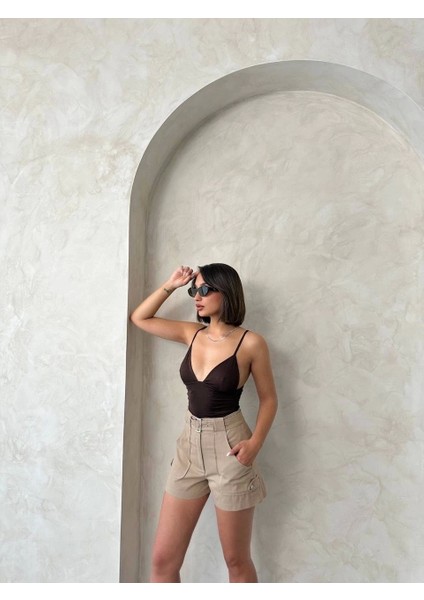 Kemer Detaylı Gabardin Şort Bej S25289 modelleri