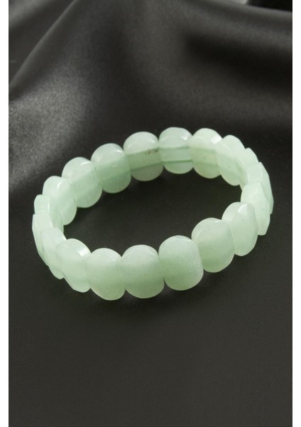 Oval Kesim Yeşim Doğaltaşlı Bileklik