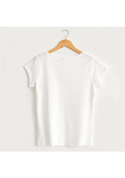 Pilates Yoga Görselli V Yaka Beyaz Tasarım Kadın T-Shirt fırsatları