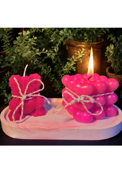 Dekoratif Tabakta 2'li Set, Çikolata Kokulu Pembe Kalpli Ayıcık ve Kalpli Bubble Mum