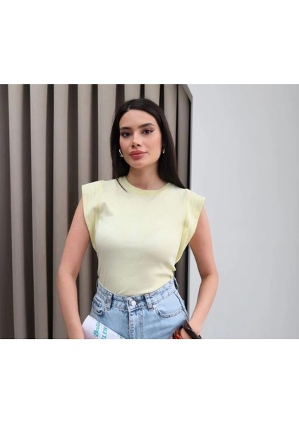 Omuzu Taşlı T Kol Tişört