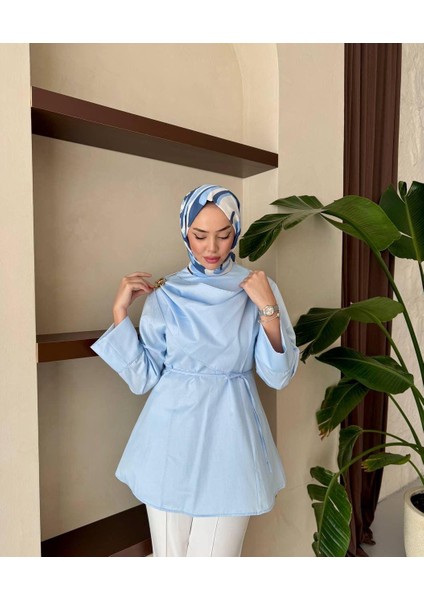 Poplin Kumaş Seyyar Kemerli Broş Detaylı Kadın Tesettür Gömlek fiyatları