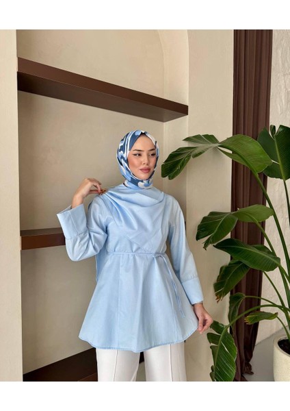Poplin Kumaş Seyyar Kemerli Broş Detaylı Kadın Tesettür Gömlek modelleri