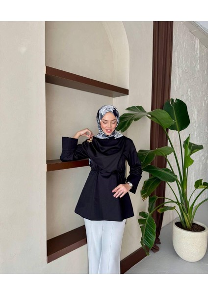 Poplin Kumaş Seyyar Kemerli Broş Detaylı Kadın Tesettür Gömlek modelleri
