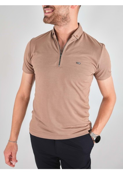 Erkek Fermuarlı Toprak Yakalı Tshirt