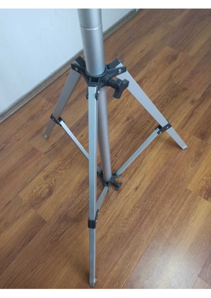 Katlanabilir alüminyum çamaşır askılığı, portatif ve gri renkli ev tipi kullanım