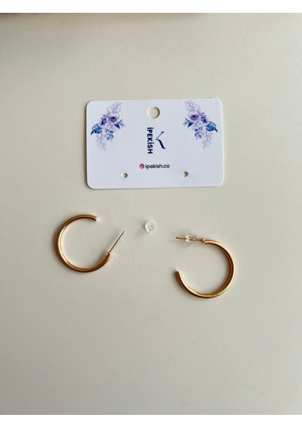 Düz Gold Halka Küpe – Orta Boy & Zarif Çivi Kapama