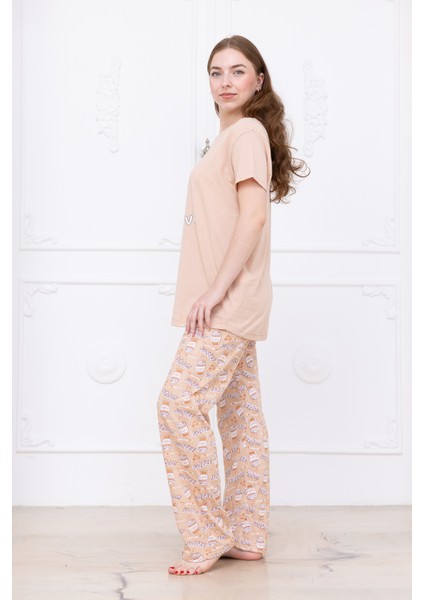 Kadın Kahve Desenli Pijama Takımı Bej indirimleri