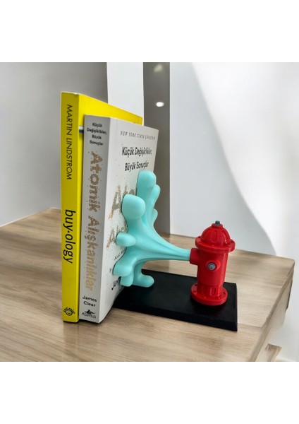 Su Patlamalı Yangın Musluğu Kitap Tutucu – Dekoratif Masaüstü Kitap Desteği