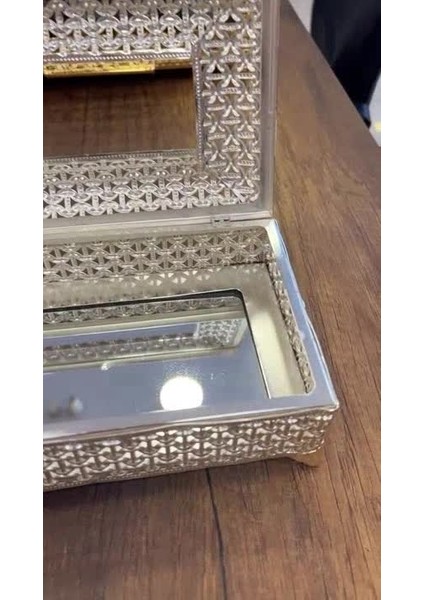 Elite Home Endam Kalpli Z Peçete Kutusu Gümüş 24X12X8 cm 1 Adet