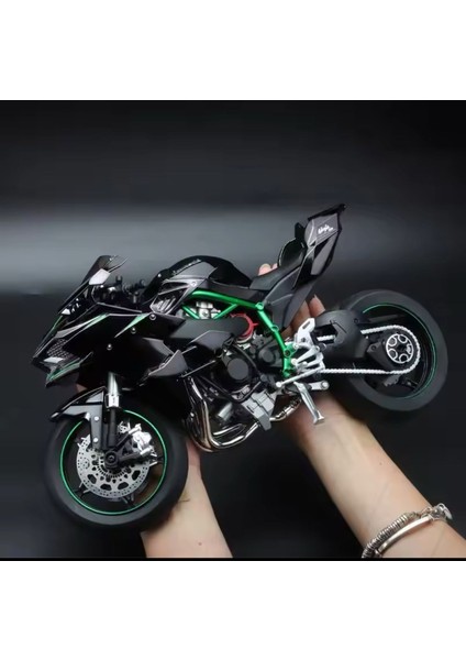 Kawasaki H2R 1/6 Motor Maket - Isikli Sesli Benzinli Egzoz Dumanli (Videoyu Izleyin)