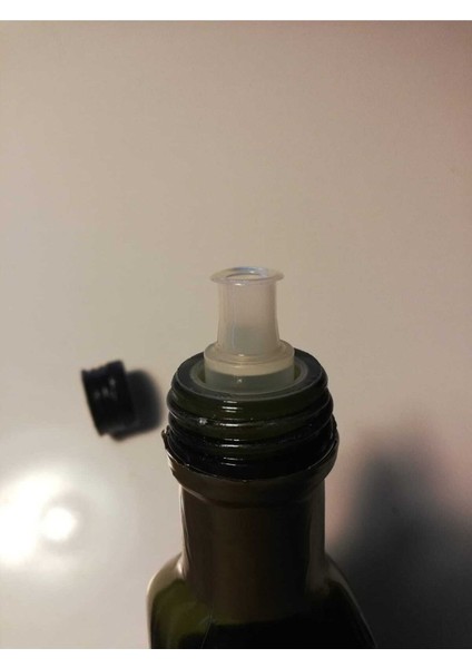 Elite Zeytinyağı Şişesi Veya Sos Cam Şişesi 250 ml (4 Adet Şişe 4 Adet Akıtıcı Metal Kapak) 1 Adet