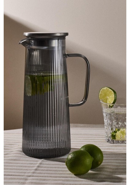 Elite Pina Füme Çizgi Işık Oyunları Filtre Kapaklı Sürahi 1300ML 1 Adet