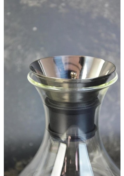 Elite Metal Kapaklı Cam Karaf/sürahi 1500ML 1 Adet