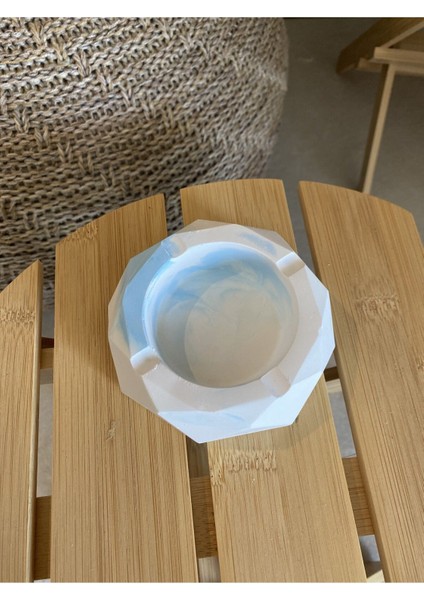 Elite Mavi Kristal Desenli Dekoratif Küllük Kültablası 1 Adet