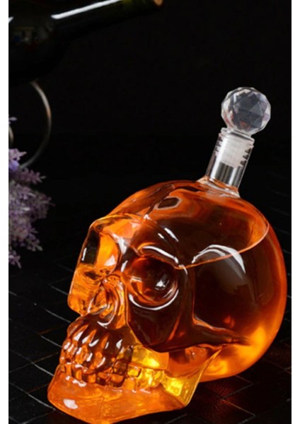 Elite Alkol ve Meşrubat Içecek Dekoratif Crystal Head Kuru Kafa Cam Şişesi 550 ml Büyük Boy Luxury Sürahi 1 Adet