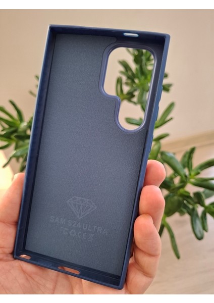Samsung Galaxy S24 Ultra Uyumlu Işıltılı Taşlı Kamera Çıkıntılı Içi Kadife Kaliteli Lüks Kılıf